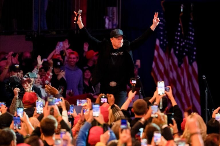Elon Musk and Donald Trump Clash in Fiery Showdown, Sparking Intense Digital Echo Chambers