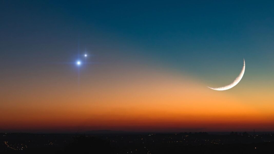 Red Meets Blue: Don’t Miss The Rare Mars-Regulus ‘Kiss’ This Week