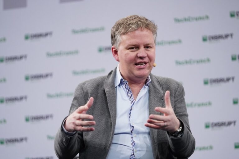 Cloudflare’s Bold AI Shift: 1,100 Jobs Cut as Revenue Hits All-Time High