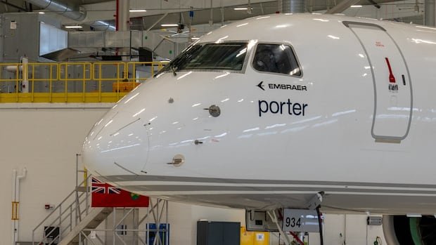 Porter Airlines flight to Vancouver makes emergency landing in Regina over smell of smoke in cabin