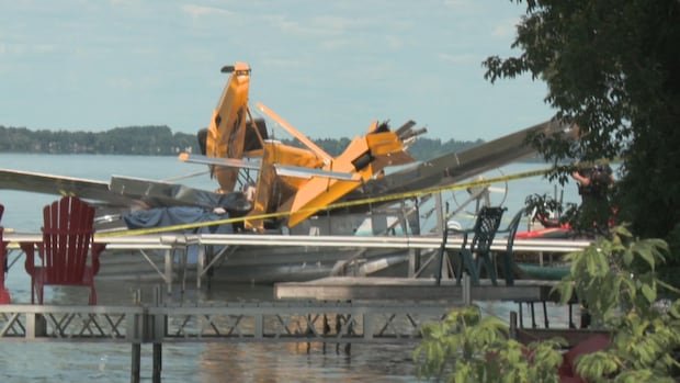 Teen dead after small plane crashes in Lake Scugog, police say