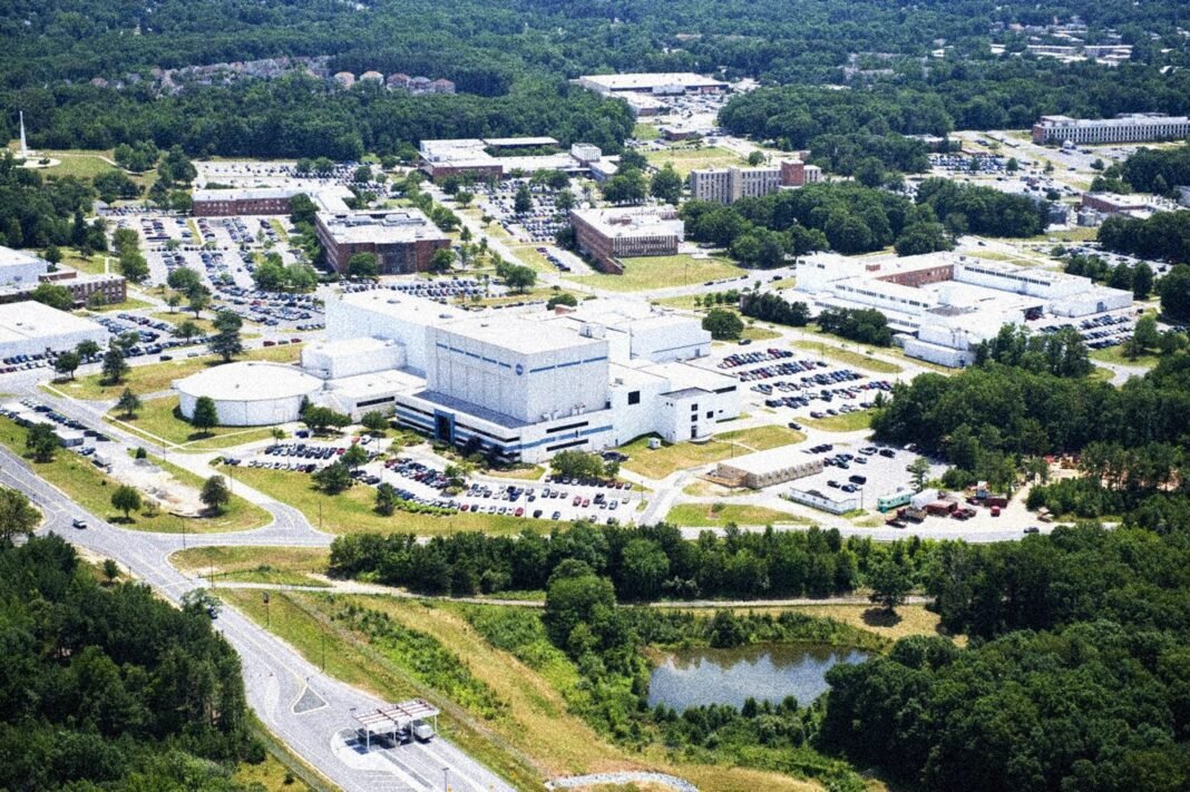 A Top NASA Official Is Among Thousands of Staff Leaving the Agency