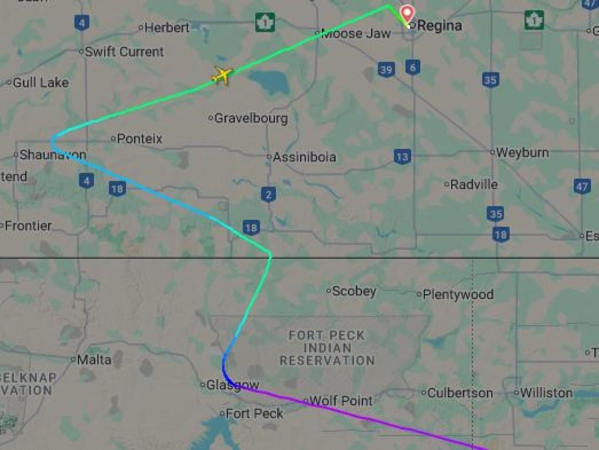 Map illustrating Porter Airlines Flight's rapid descent and route changes