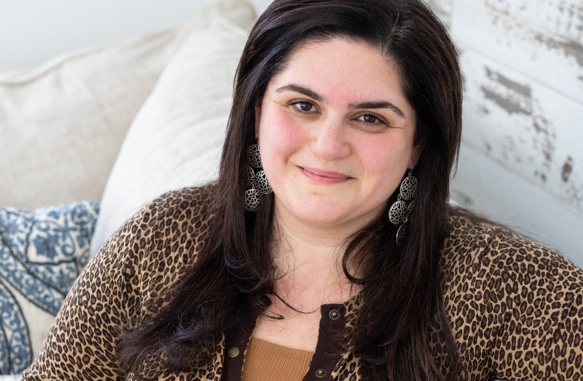 Olivia howell smiling