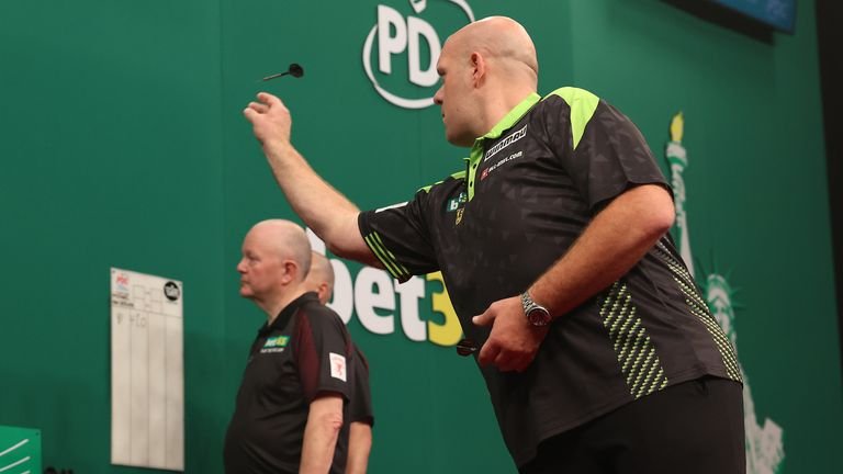 michael van Gerwen sporting new black jersey at US Darts Masters
