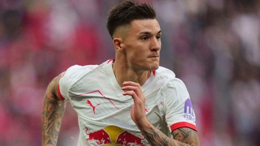 Benjamin Sesko transfer news: Man Utd agree deal in principle for RB Leipzig forward as Newcastle set to miss out