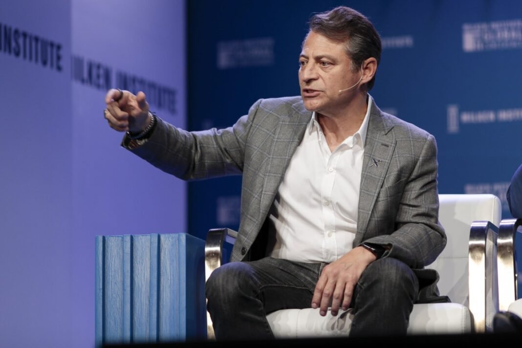 Tony Robbins and Peter Diamandis Ignite Longevity Revolution with $18M Boost for Fountain Life