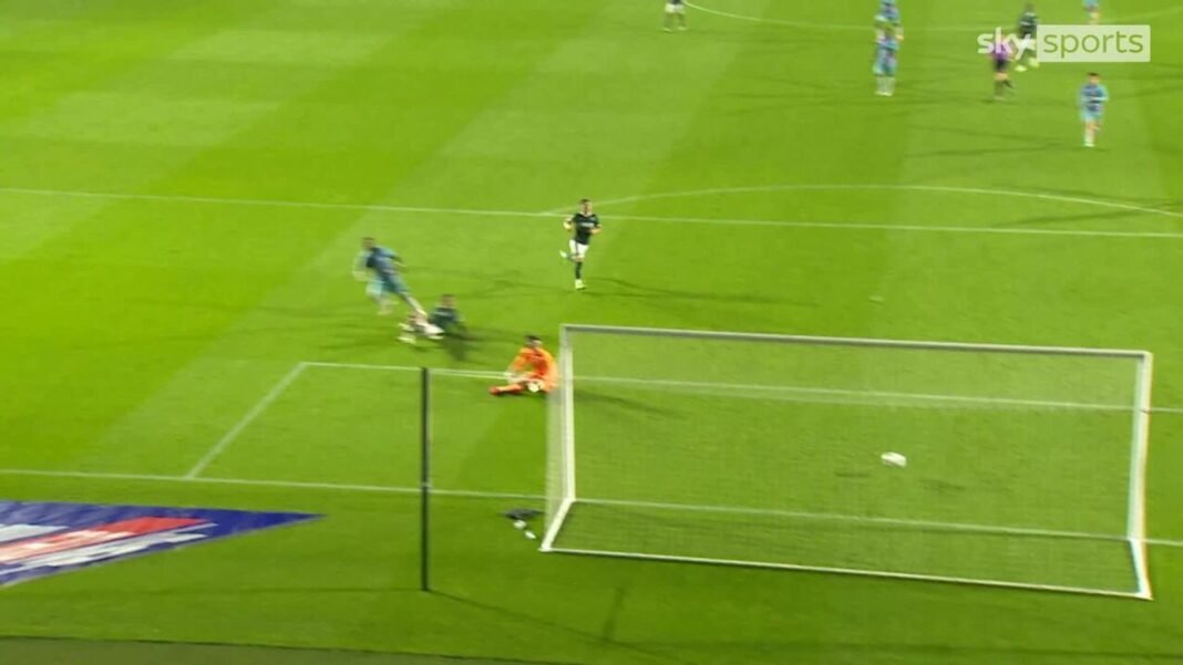 Plymouth 0-1 Leyton Orient: Offside Controversy Ignites Fierce Debate as Orient Seize the Lead!