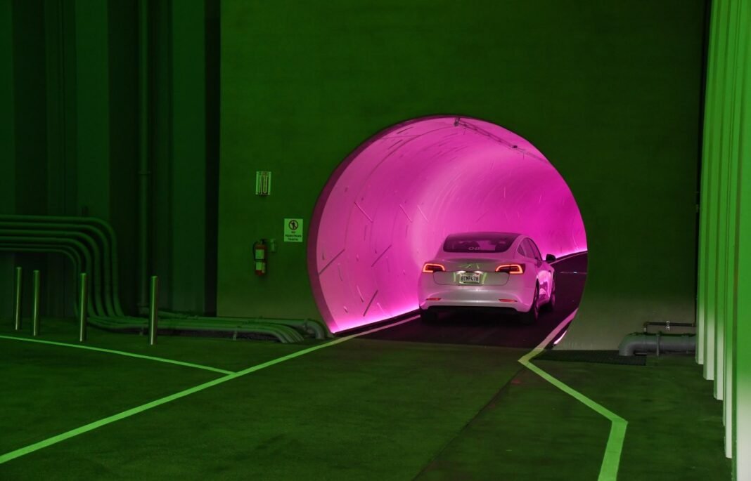 The Boring Company Puts Tesla’s ‘Full Self-Driving’ to the Ultimate Test in Las Vegas Tunnels!