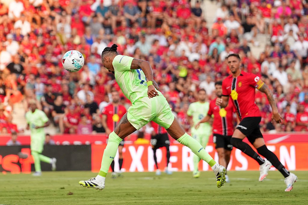 Raphinha heads opening goal for Barcelona against Mallorca
