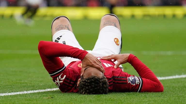 Matheus Cunha reacts after injury