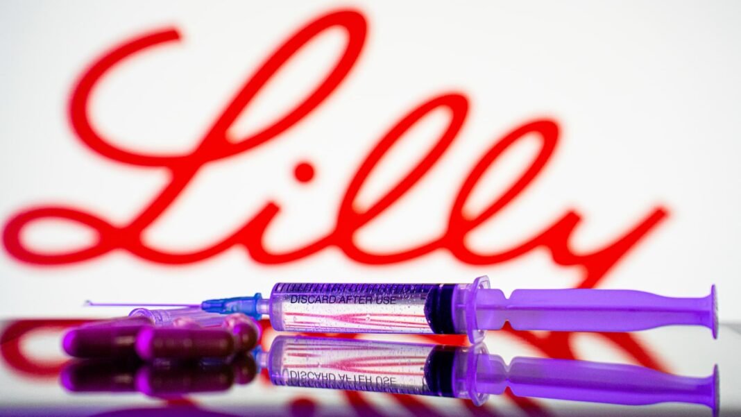 Eli Lilly, Novo Nordisk prepare to face off in the next obesity drug battleground