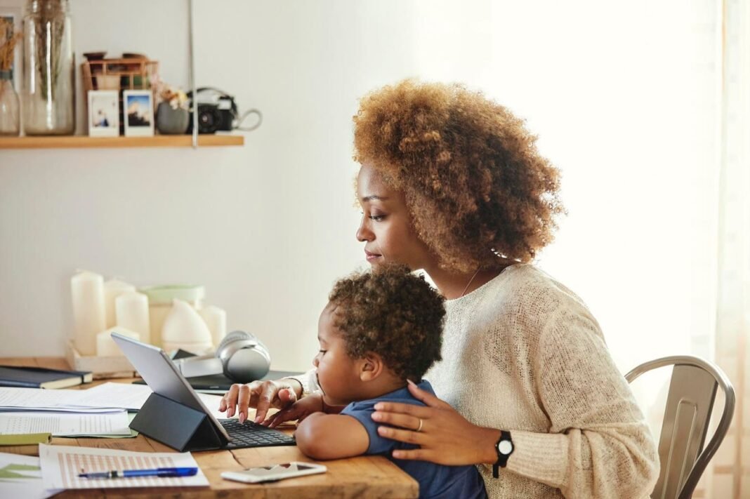 3 Game-Changing Strategies to Help Working Mothers Thrive Amid Strict RTO Mandates