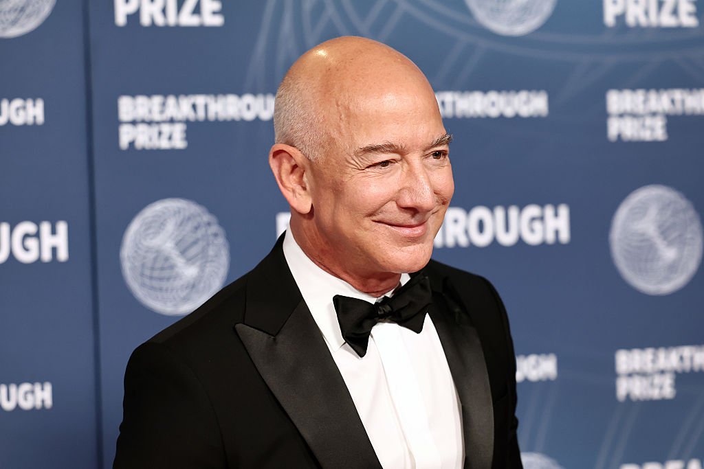 Bezos predicts that millions will live in space kind of soon