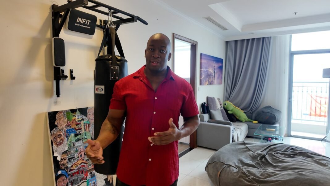 36-year-old American Air Force vet pays $850 to rent his 2-bedroom apartment in Vietnam— take a look inside