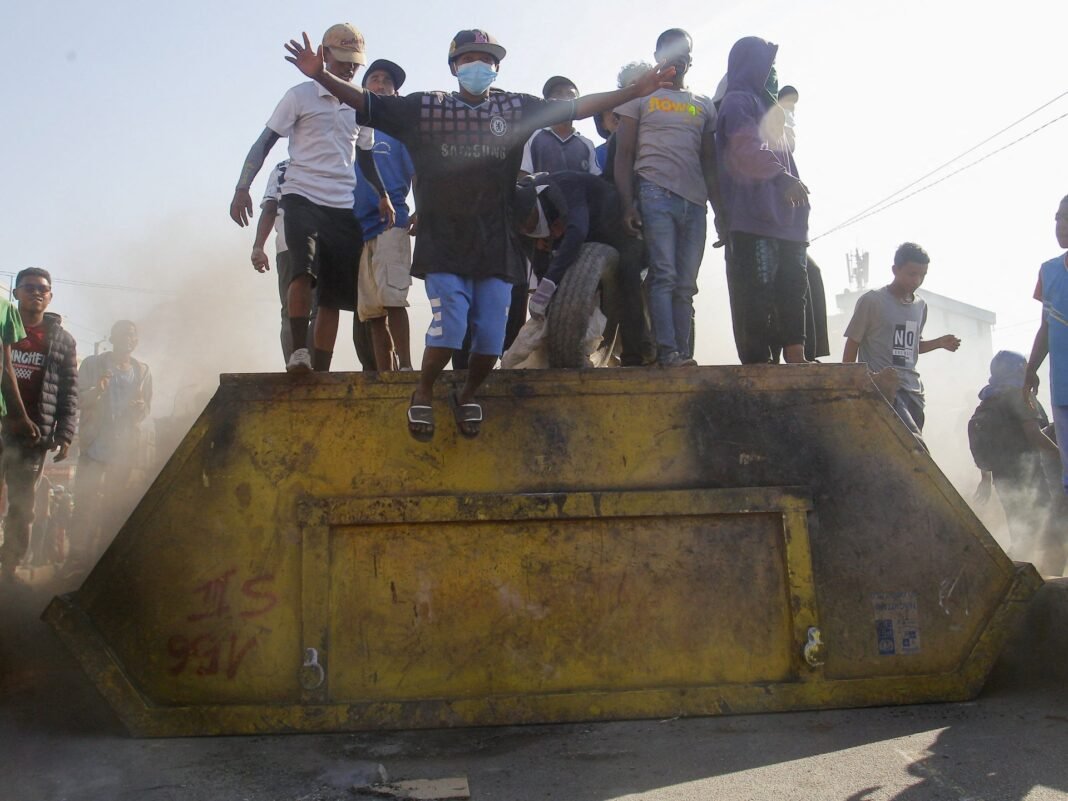 Madagascar Erupts in Protest: Police Clash with Crowds Using Tear Gas and Rubber Bullets