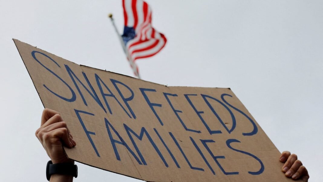 When SNAP Benefits Pause: How Shoppers and Stores Feel the Impact