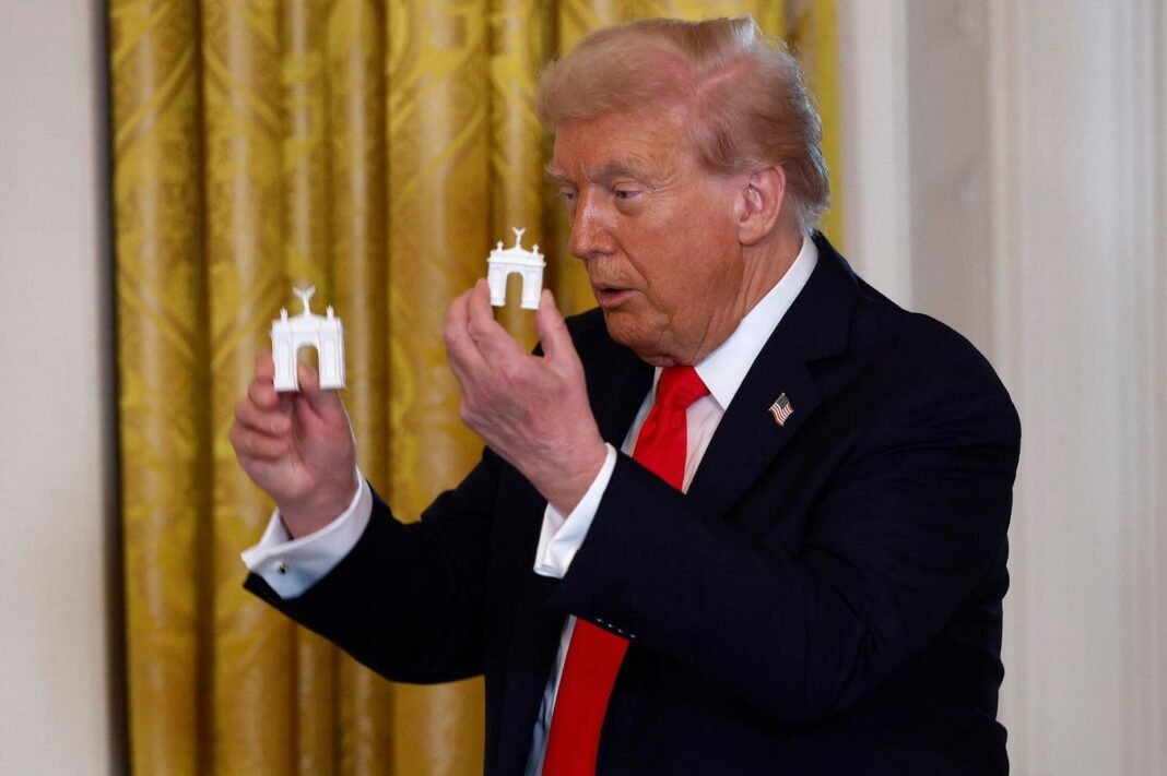 White House Drops Key Commissioners Ahead of Ballroom and Arch Construction Projects