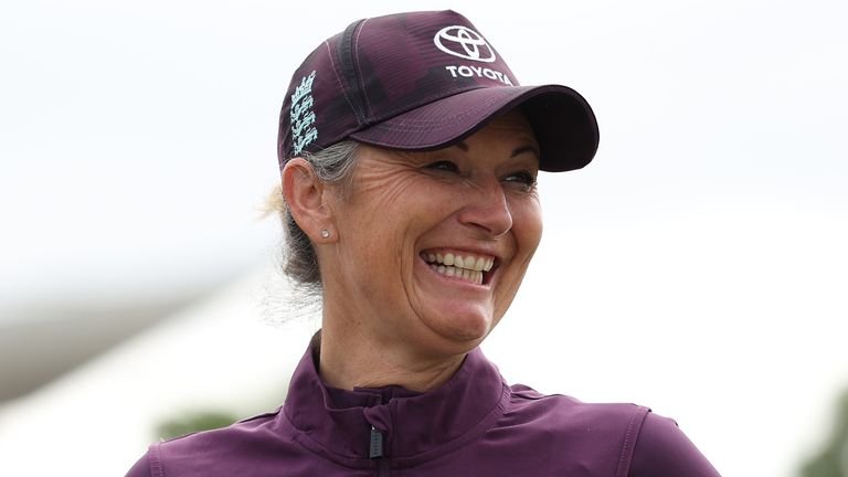 Charlotte Edwards coaching England Women's Cricket team