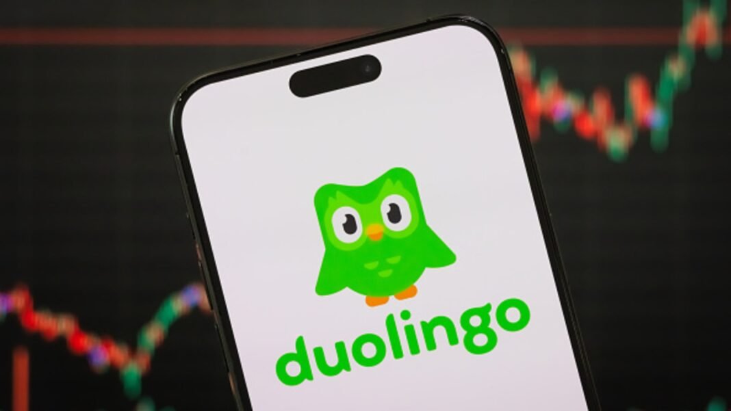 Duolingo Stock Plummets 27% as Company Prioritizes User Growth Over Revenue Targets