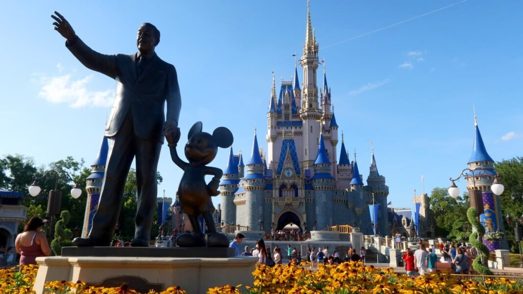 Here’s what to expect when Disney reports earnings before the bell