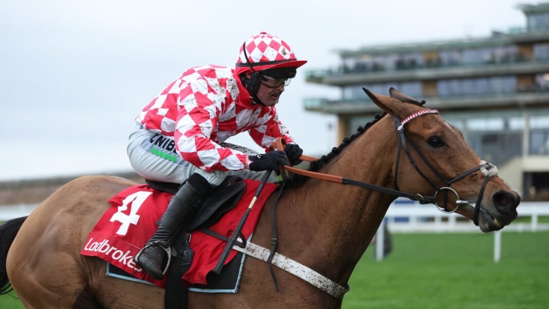 Ascot Showdown: Jango Baie’s Spectacular 1965 Chase Victory Lights Up Nicky Henderson and Nico de Boinville’s Triumph