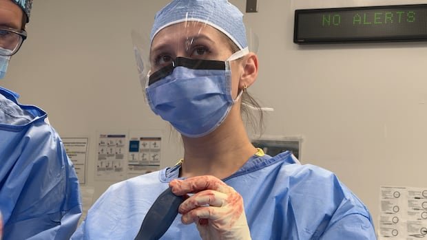 From Canada to the Frontlines: How a Ukrainian Surgeon is Revolutionizing Care for War Victims