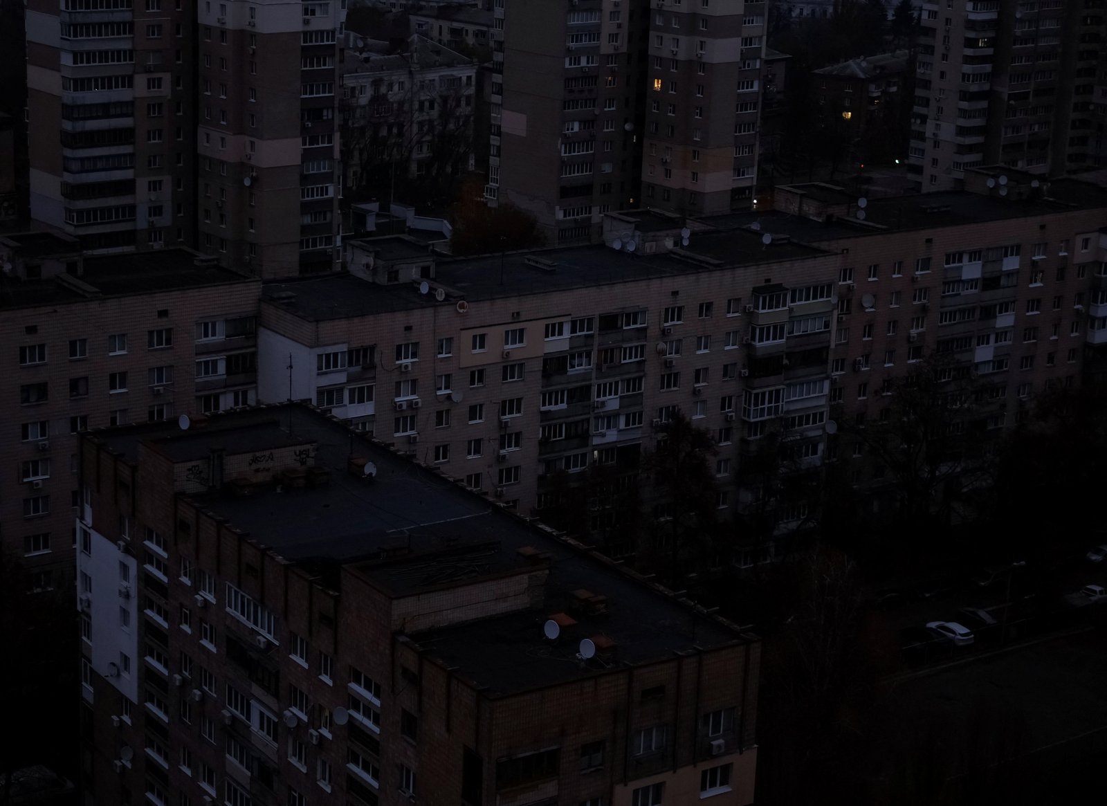 Power outage in Kyiv after missile strikes