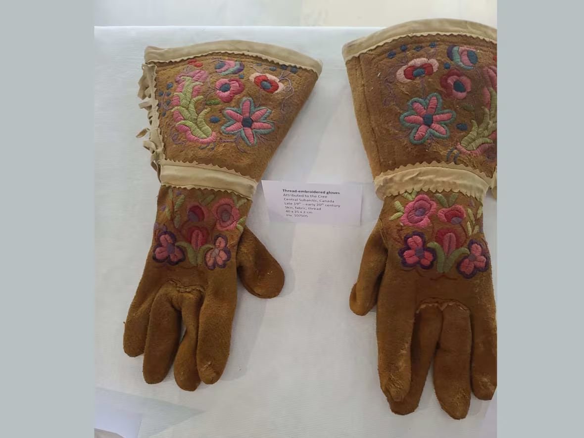 Beaded Gloves Attributed To cree People