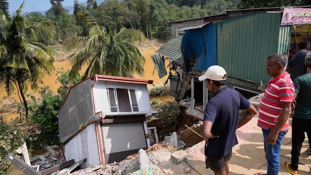 Tragedy Strikes: Over 1,000 Dead as Urgent Flood Rescue and Recovery Ramps Up in Indonesia, Sri Lanka, and Thailand