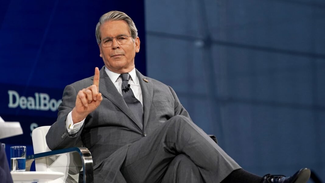 Bessent Forecasts a Thriving 3% GDP Growth in 2024 and an Exceptionally Strong Holiday Season Ahead