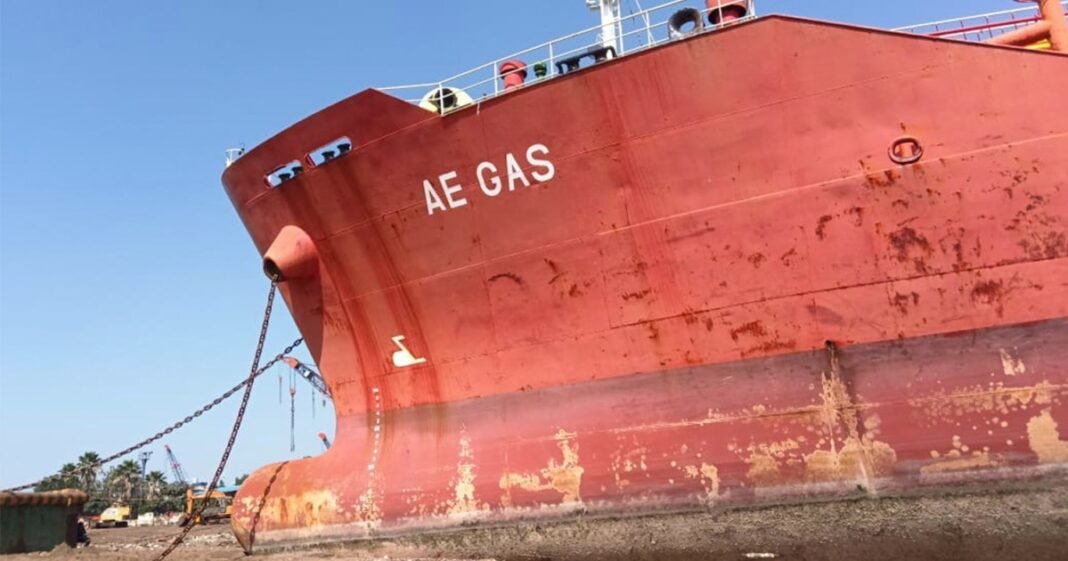 No Work, No Life”: Inside India’s Alang Ship Graveyard-The World’s Largest Maritime Cemetery on the Brink of Collapse