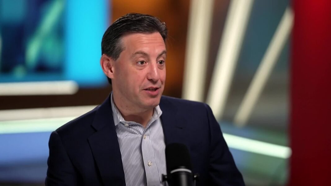 Inside the Urgent Warning from a Billionaire Real Estate Mogul About the Future of Data Centers