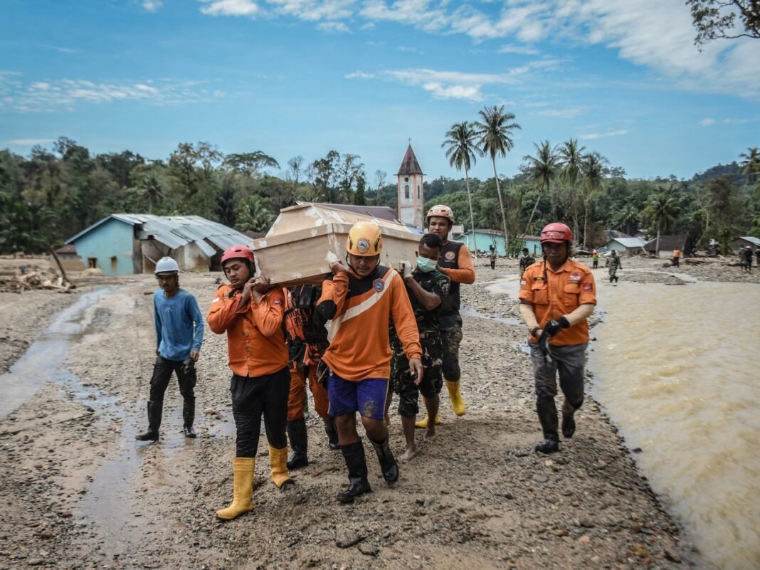 A Week of Wonders: Breathtaking Moments from Australia’s Beauty to Brussels’ Protests