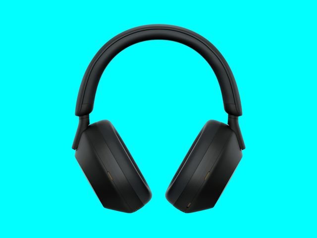 Sony WH-1000MX5 headphones