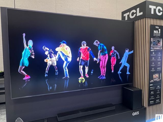 TCL QM6K QLED TV displaying vibrant colors