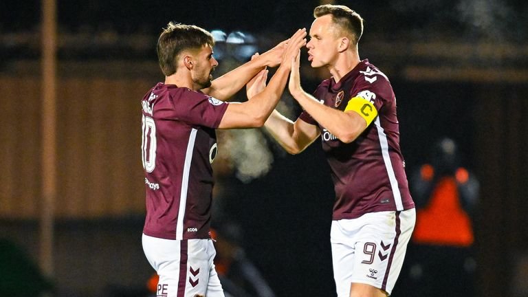 Lawrence Shankland celebrating for Hearts
