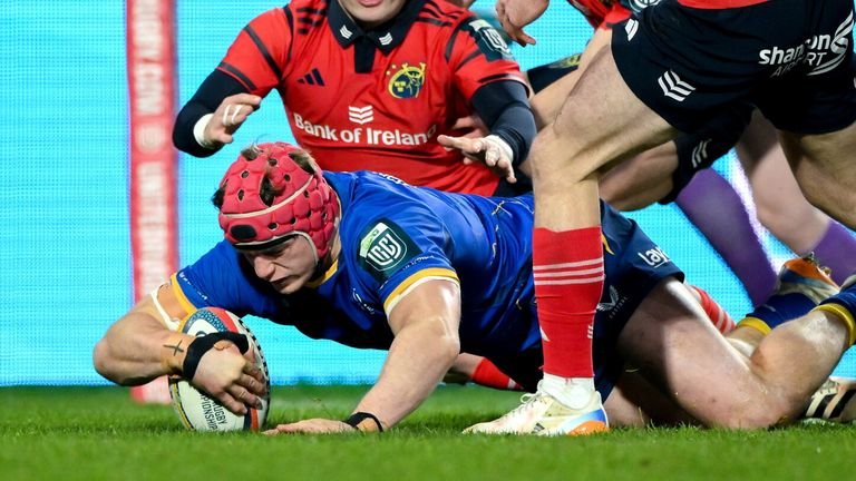Josh van der Flier scoring against Munster