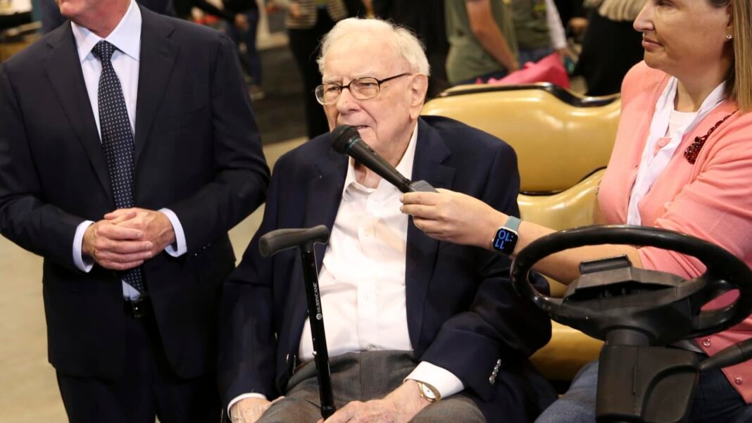 Buffett Declares Berkshire Ready to Thrive for Another Century as He Passes the Torch