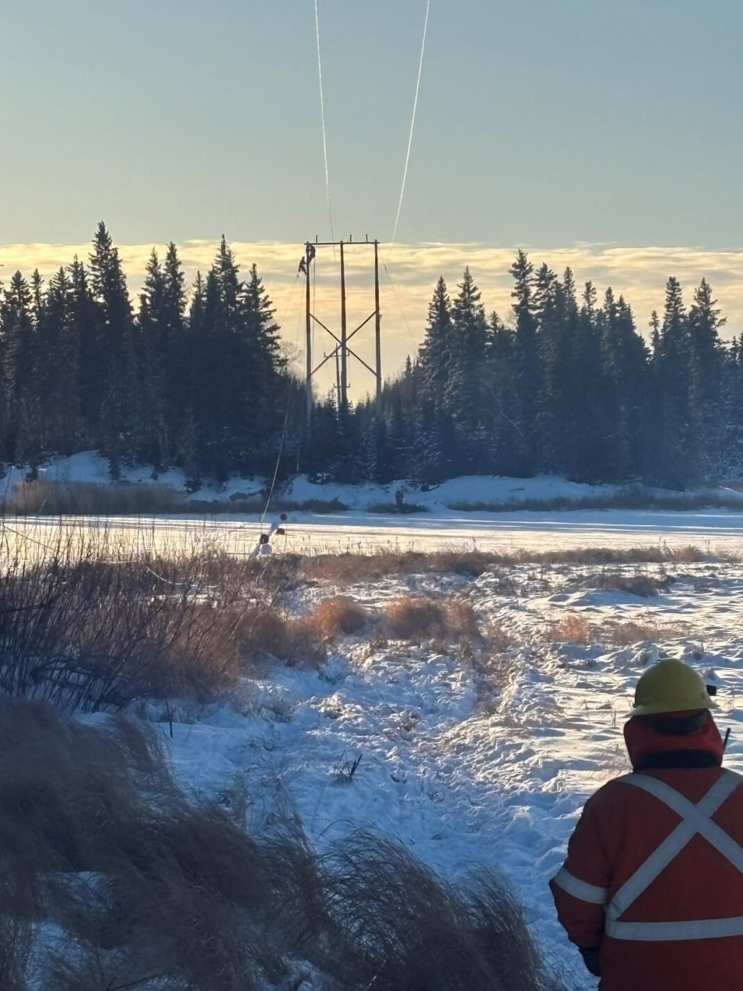 No end in sight for Pimicikamak Cree Nation evacuees even after power returns: leadership