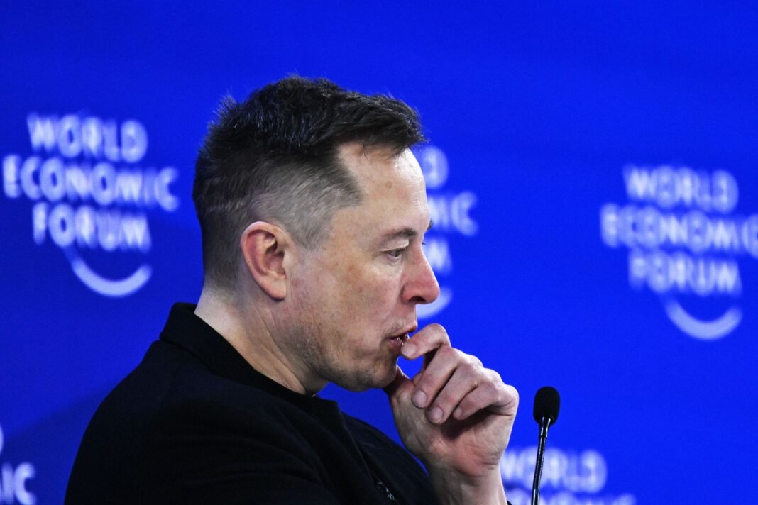 Elon Musk’s Jaw-Dropping Predictions at Davos That Have Everyone Buzzing