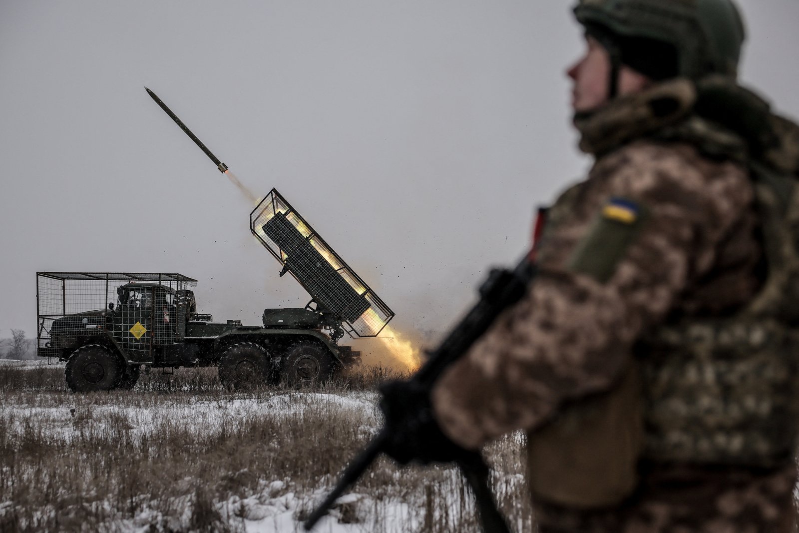 Ukrainian troops of the 24th Separate Mechanized Brigade launching BM-21 Grad rockets near Chasiv Yar in Donetsk region, January 15, 2026
