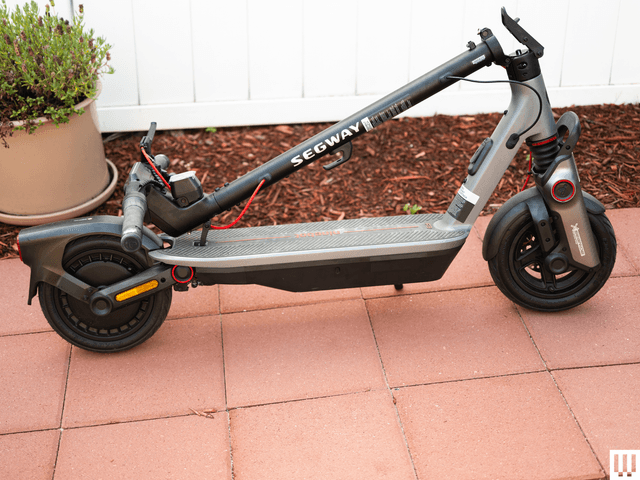 Segway Ninebot F3 black electric scooter