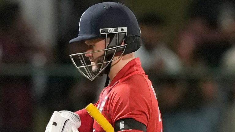 Ben Duckett playing shot during third T20I against Sri Lanka