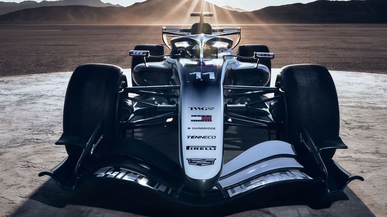 Front angle highlighting sharp lines accentuated by dual-tone paintwork on CADILLAC F126 chassis.