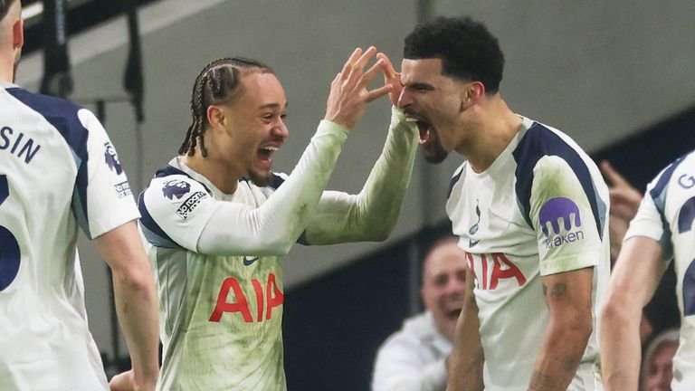 Dominic Solanke celebrates scoring Spurs' second goal