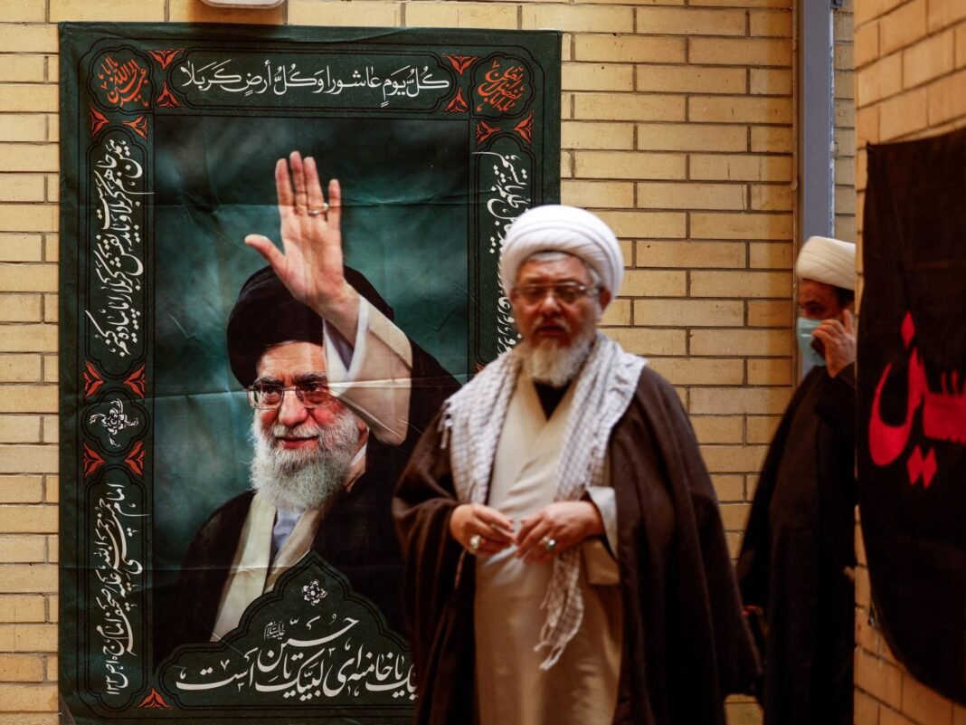Who could succeed Ayatollah Ali Khamenei to lead Iran?