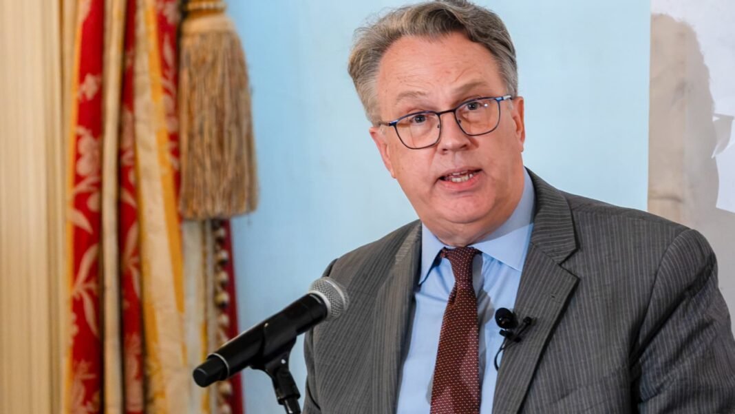 New York Fed’s Williams Sounds Alarm: Tariffs Weigh Heavily on U.S. Businesses and Consumers