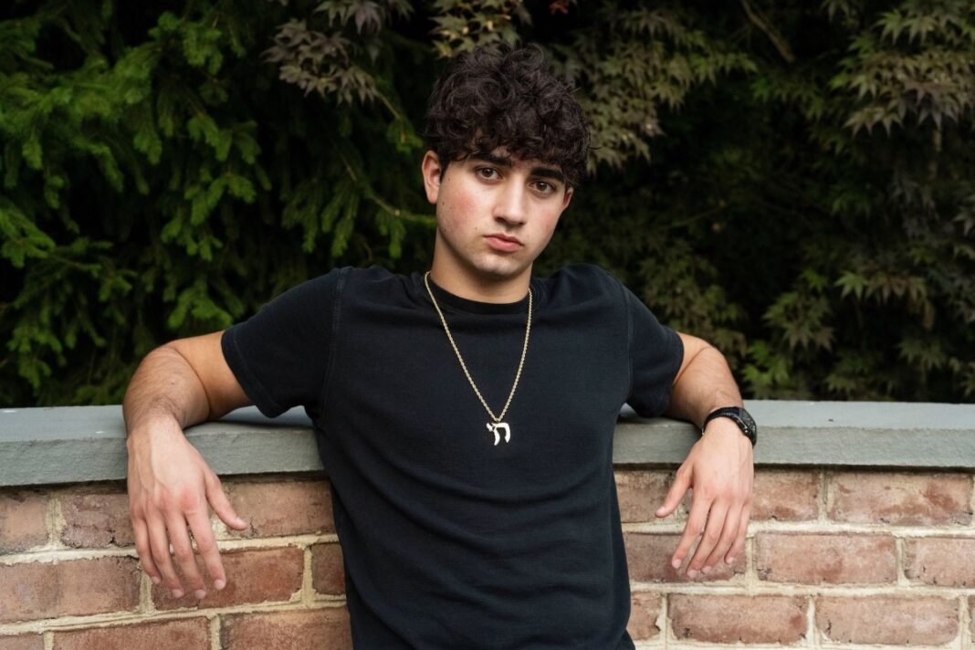 MyFitnessPal has acquired Cal AI, the viral calorie app built by teens