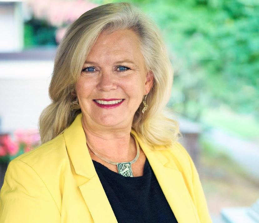 Leading With Cariño: Female CSU President Shaping The Latino Workforce